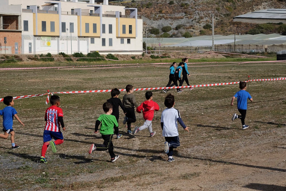 Desde la ELA de Carchuna-Calahonda apoyan las iniciativas que fomentan los hábitos de vida saludables y, como es en este caso, permiten realizar actividades deportivas en familia, permitiendo la participación de personas de todas la edades