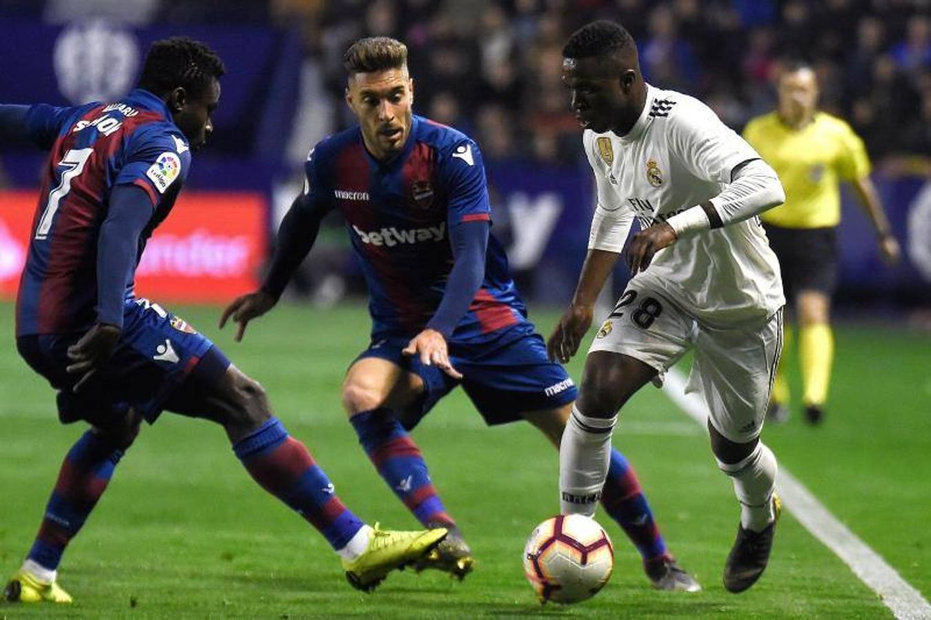 Fotos: Las mejores imágenes del Levante-Real Madrid