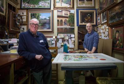 Imagen secundaria 1 - Cuando el comercio de Granada se convirtió en arte urbano