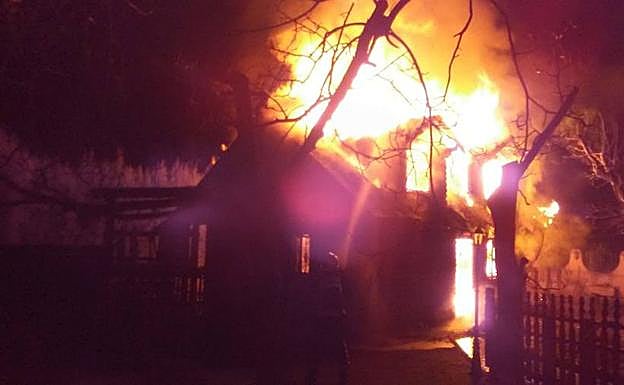 La vivienda ha quedado destrozada.