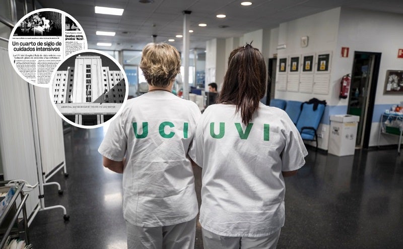 Dos enfermeras del Virgen de las Nieves con sus batas rotuladas una con las siglas UCI y la otra con las siglas UVI. En los círculos, entrada antigua al centro hospitalario y página de IDEAL sobre los 25 años de la UVI.