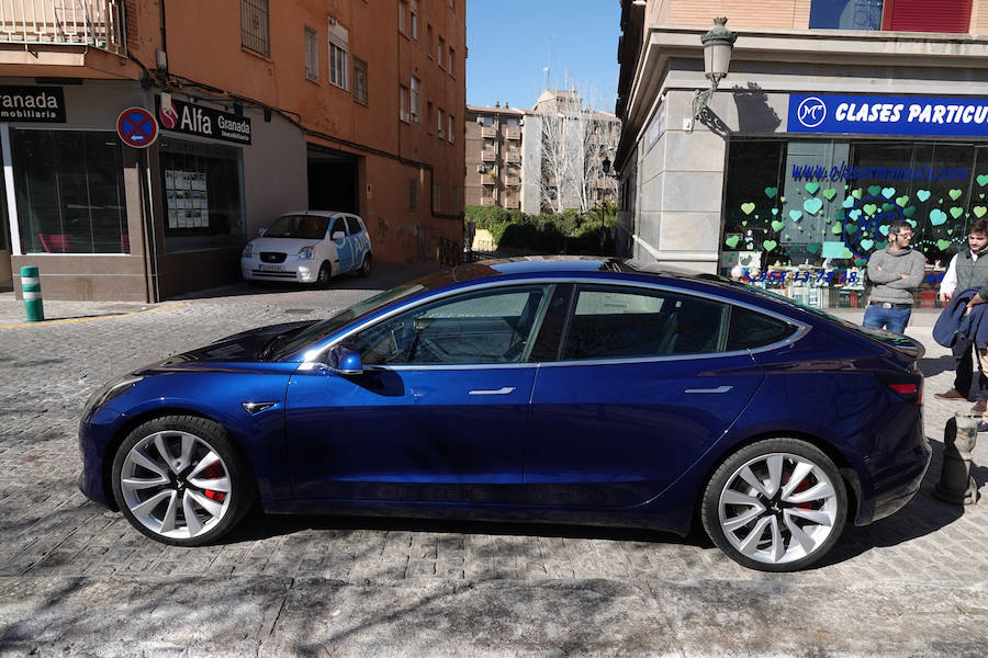 El nuevo modelo de la compañía se ha podido ver por la ciudad y la Circunvalación