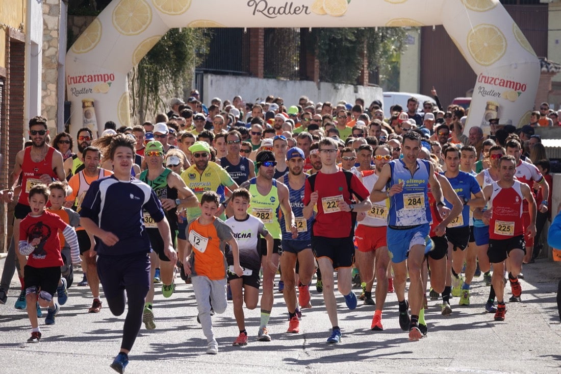 El Valle de Lecrín acoge una modesta carrera con 350 participantes entre corredores absolutos, senderistas y chiquillos