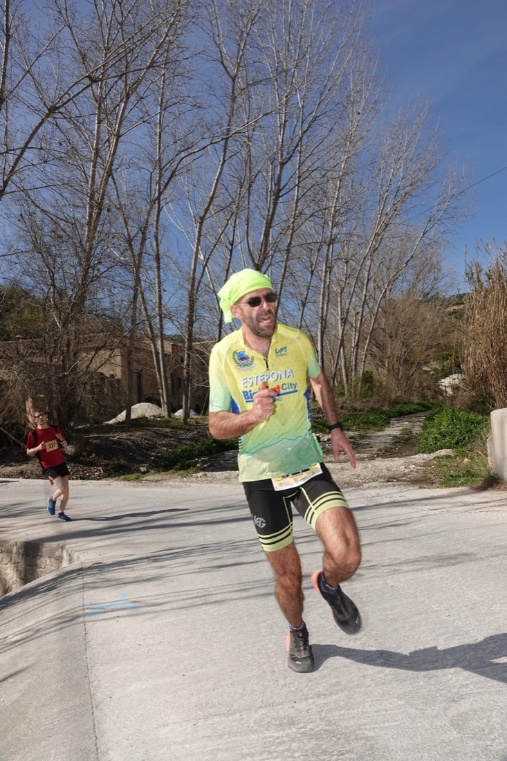 El Valle de Lecrín acoge una modesta carrera con 350 participantes entre corredores absolutos, senderistas y chiquillos