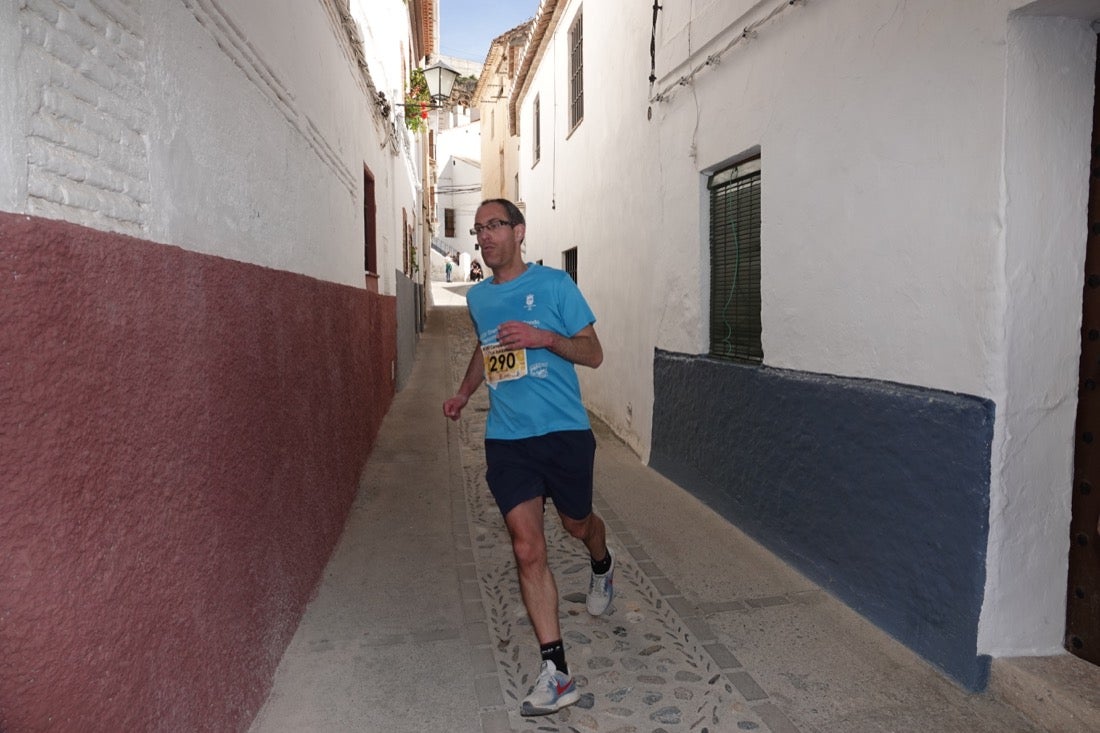 El Valle de Lecrín acoge una modesta carrera con 350 participantes entre corredores absolutos, senderistas y chiquillos