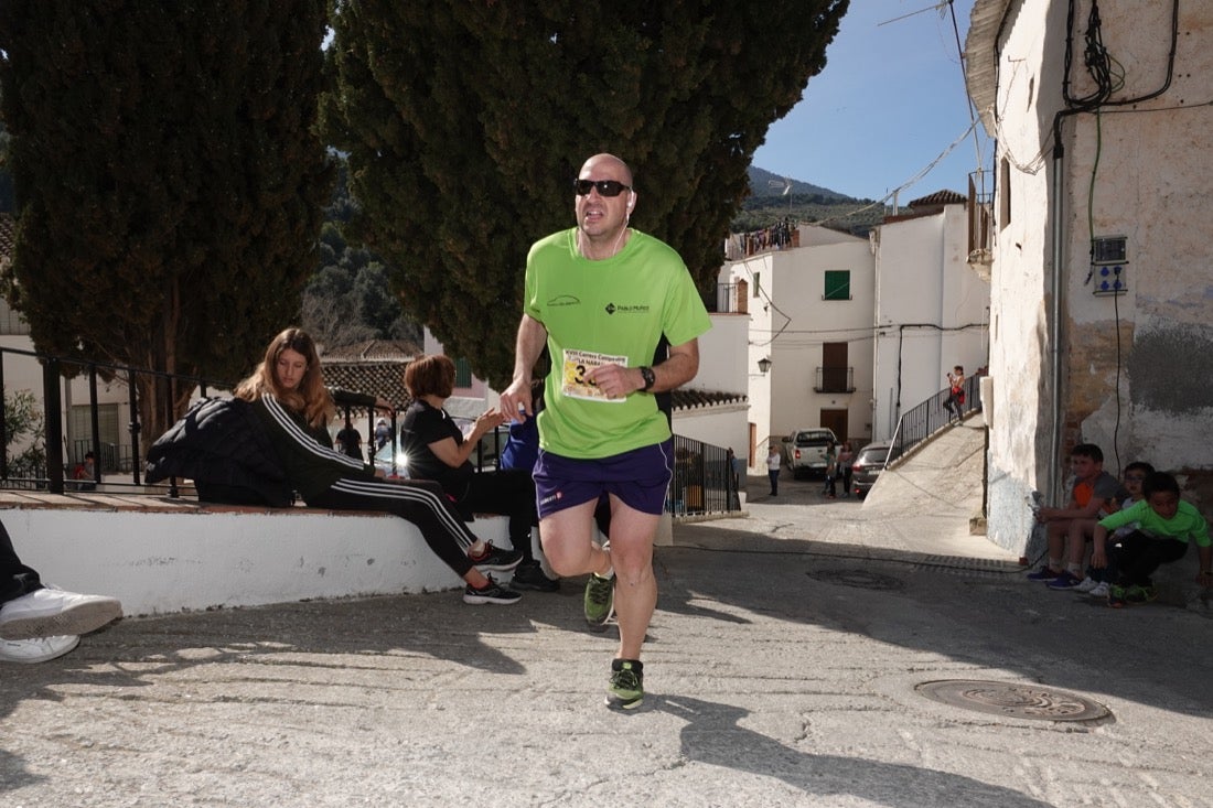 El Valle de Lecrín acoge una modesta carrera con 350 participantes entre corredores absolutos, senderistas y chiquillos