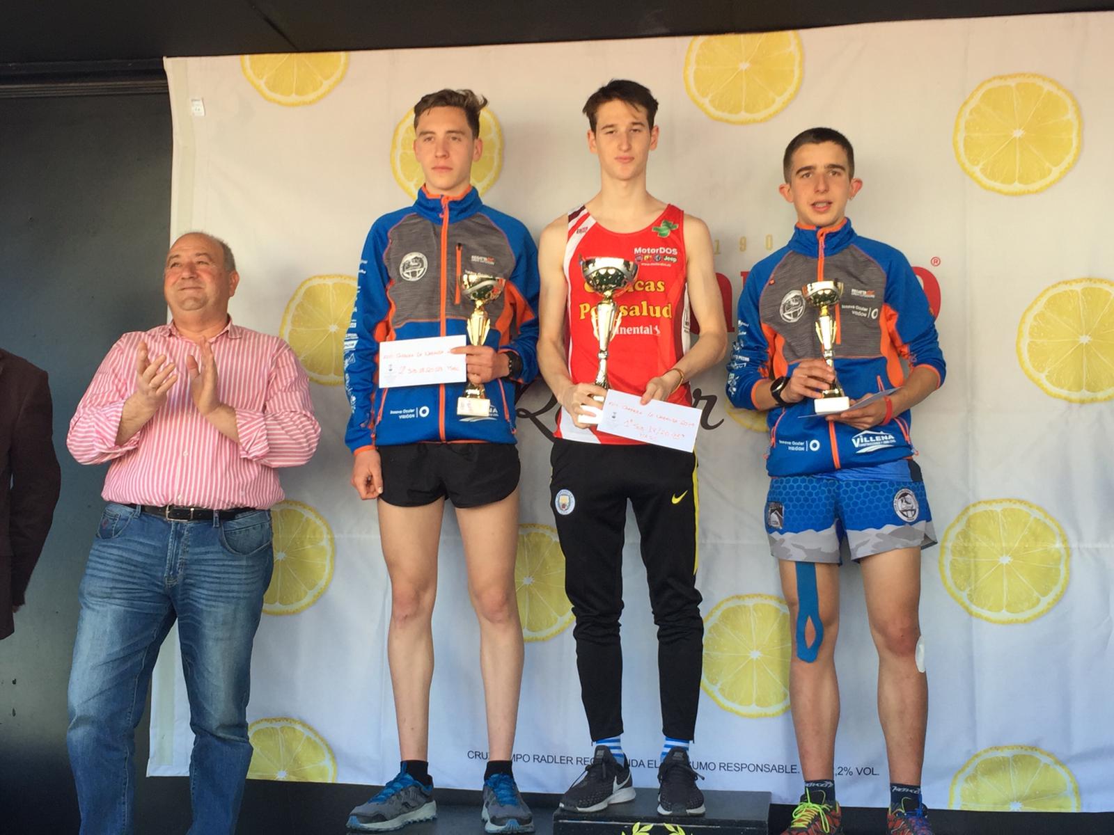 El Valle de Lecrín acoge una modesta carrera con 350 participantes entre corredores absolutos, senderistas y chiquillos