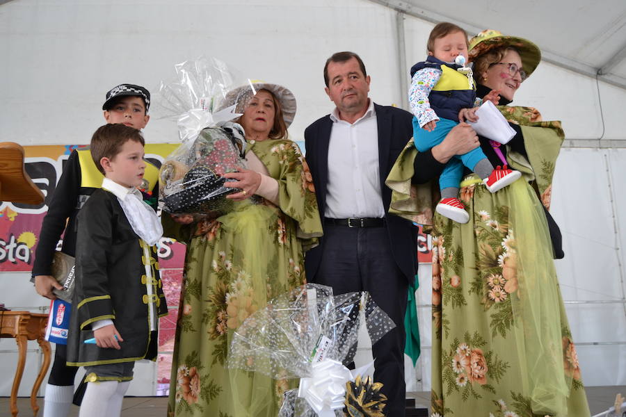 Juani Castillo y Remedios Extremera pregonan el carnaval rural de Alhama que se prolongará con otras tres jornadas