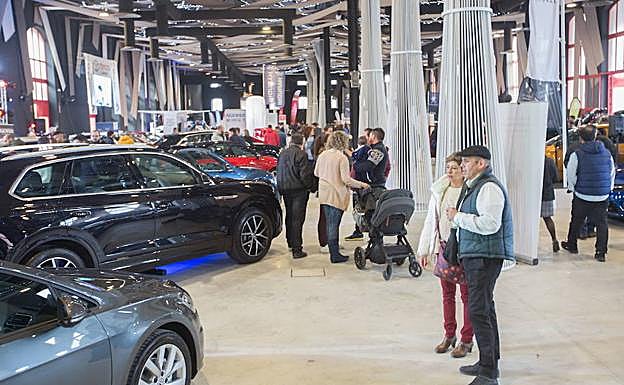 La venta de coches diésel en Granada cae un 35% en los dos primeros meses del año