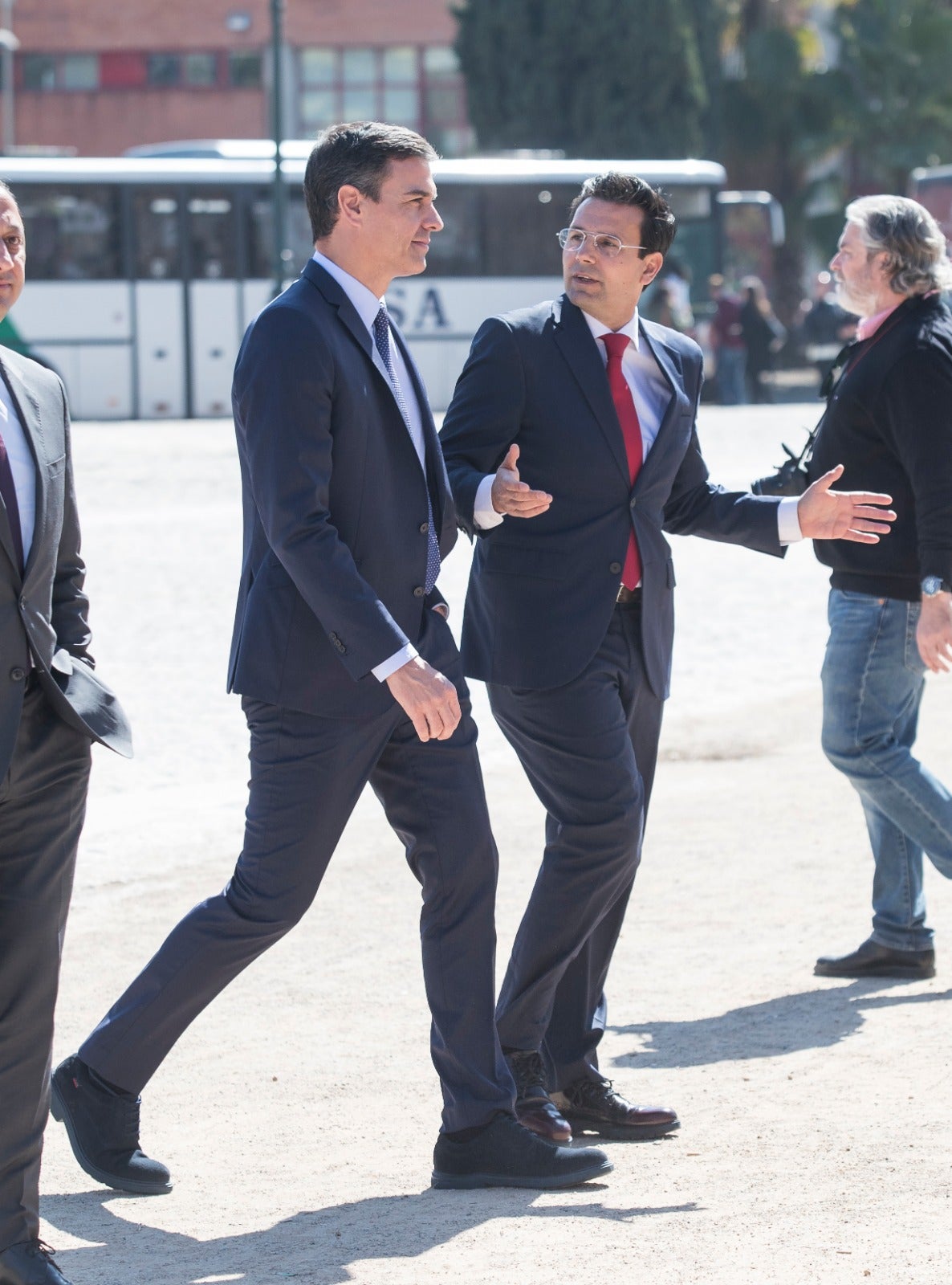 El presidente del Gobierno y el ministro de Ciencia exponen en la ciudad la estrategia nacional de Inteligencia Artificial