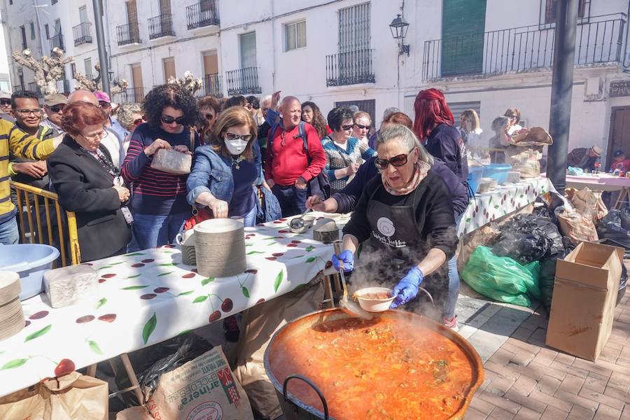 Total en la fiesta de la Asadura de Güéjar Sierra que cumple ya veinticuatro ediciones y se ha convertido en una de las grandes citas de la temporada