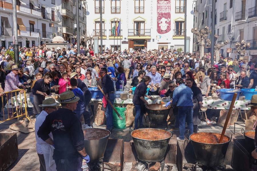 Total en la fiesta de la Asadura de Güéjar Sierra que cumple ya veinticuatro ediciones y se ha convertido en una de las grandes citas de la temporada