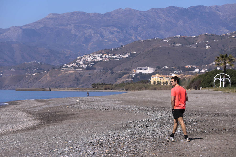 Con más arena que nunca, los municipios adelantan el arreglo del litoral ante un sector turístico que demanda ya servicios todo el año