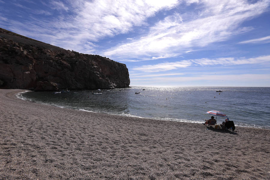 Con más arena que nunca, los municipios adelantan el arreglo del litoral ante un sector turístico que demanda ya servicios todo el año