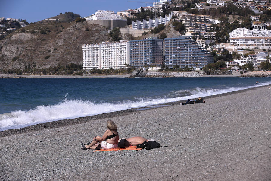 Con más arena que nunca, los municipios adelantan el arreglo del litoral ante un sector turístico que demanda ya servicios todo el año