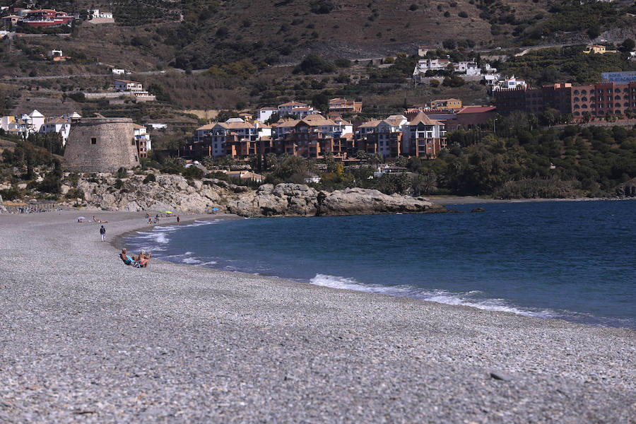 Con más arena que nunca, los municipios adelantan el arreglo del litoral ante un sector turístico que demanda ya servicios todo el año