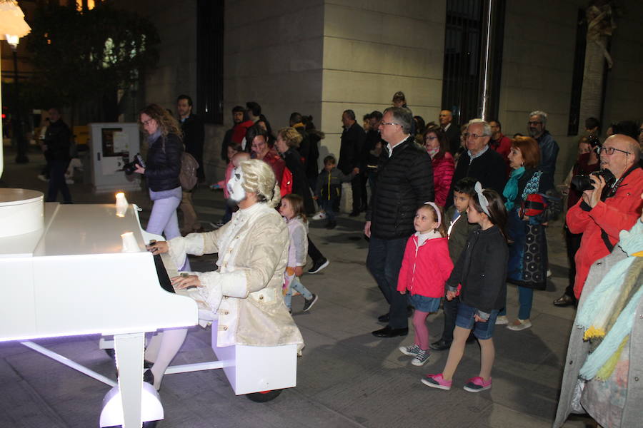 Uno de los platos fuertes será la actuación de Dorantes y Marina Heredia, con la colaboración especial del bailarín Farruquito, con el espectáculo 'Esencias' en el Teatro Infanta Leonor de Jaén