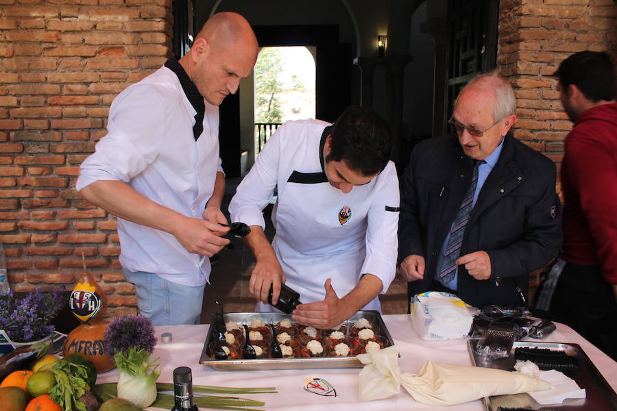 La academia andaluza de gastronomía eligió Almería para celebrar sus premios, que este año reconocieron a Casa Joaquín