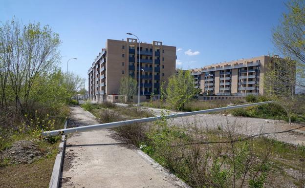 El residencial Ciudad de la Luz, en 2016, tras estallar el caso de presunta corrupción que derivó en la dimisión de Torres Hurtado. 