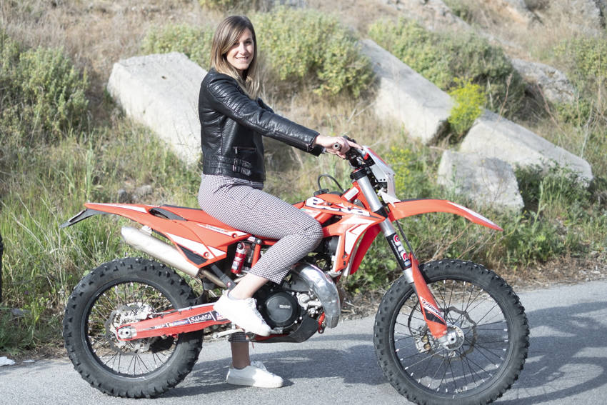 La paduleña es la única corredora granadina de moto de enduro que ha competido en campeonatos oficiales hasta el momento