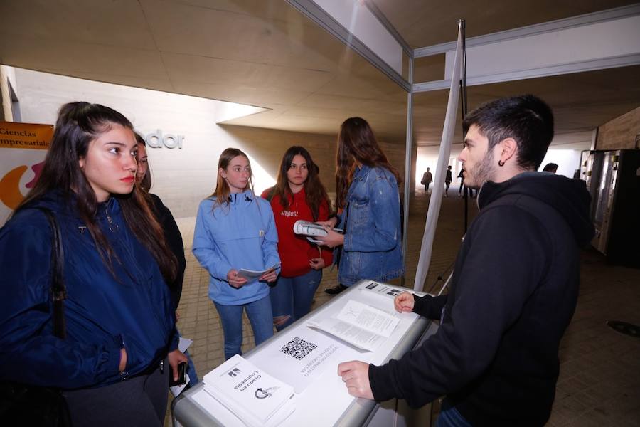 La Universidad granadina oferta más de ochenta grados diferentes (incluidos los dobles títulos)