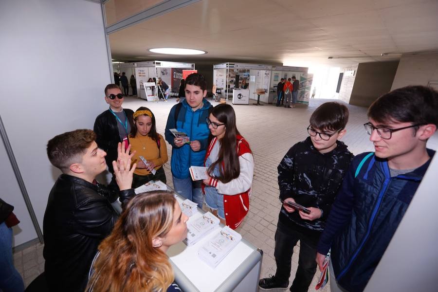 La Universidad granadina oferta más de ochenta grados diferentes (incluidos los dobles títulos)