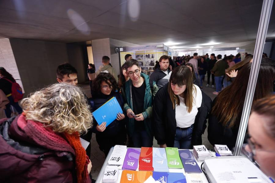 La Universidad granadina oferta más de ochenta grados diferentes (incluidos los dobles títulos)