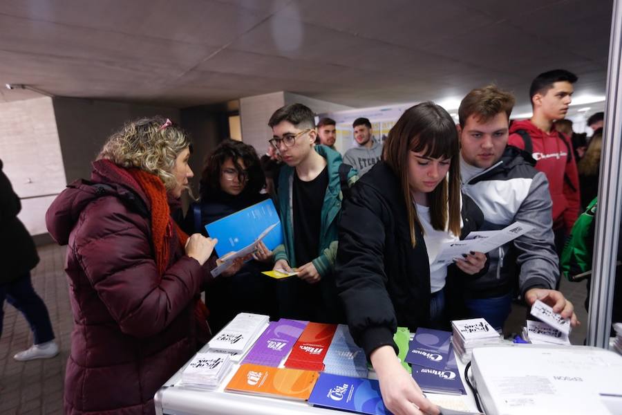 La Universidad granadina oferta más de ochenta grados diferentes (incluidos los dobles títulos)