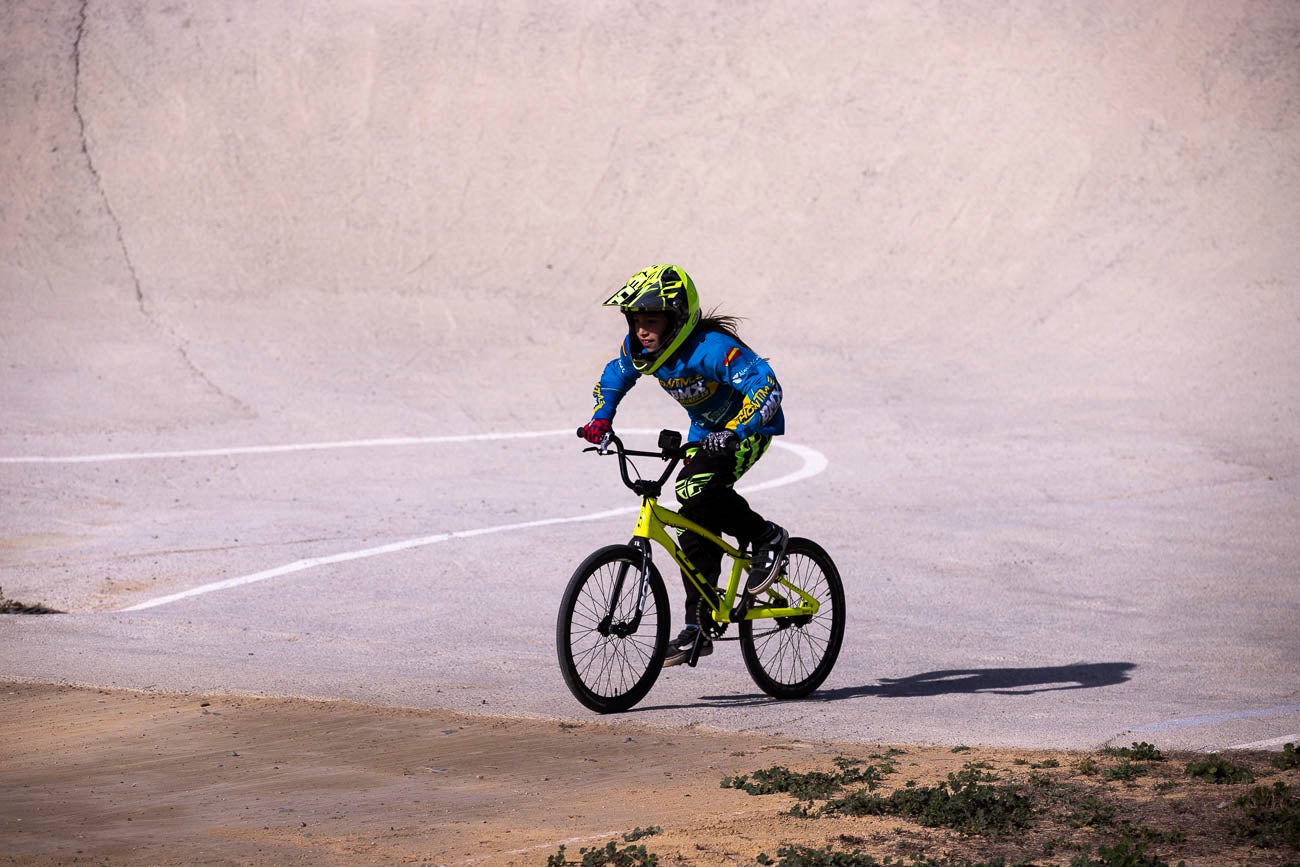 Es la actual campeona de Andalucía y segunda en España de BMX sin haber cumplido los diez años y cuenta con la posibilidad de remontar hasta conseguir ser la mejor de su categoría