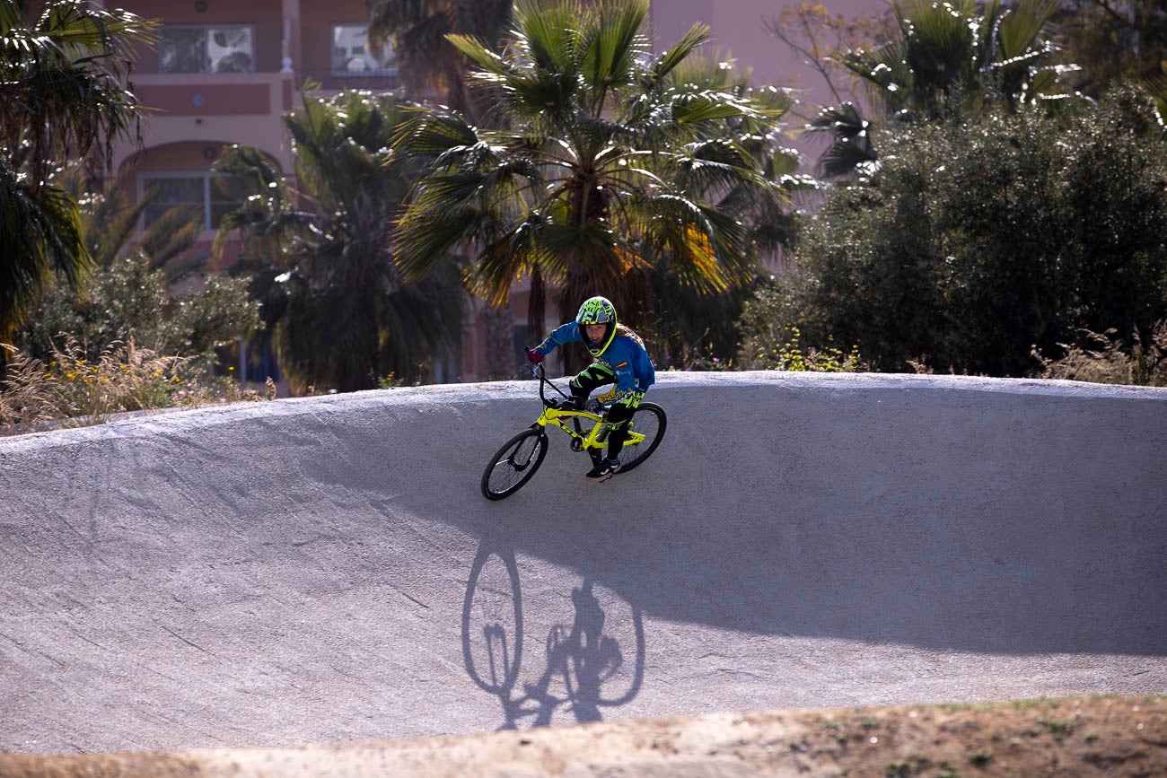 Es la actual campeona de Andalucía y segunda en España de BMX sin haber cumplido los diez años y cuenta con la posibilidad de remontar hasta conseguir ser la mejor de su categoría