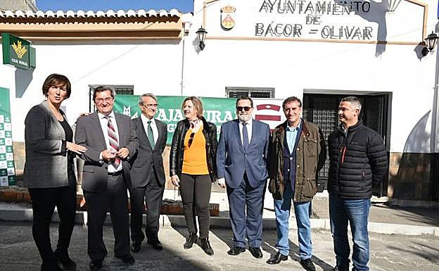 La población de Bácor-Olivar dispone de servicios bancarios por primera en su historia