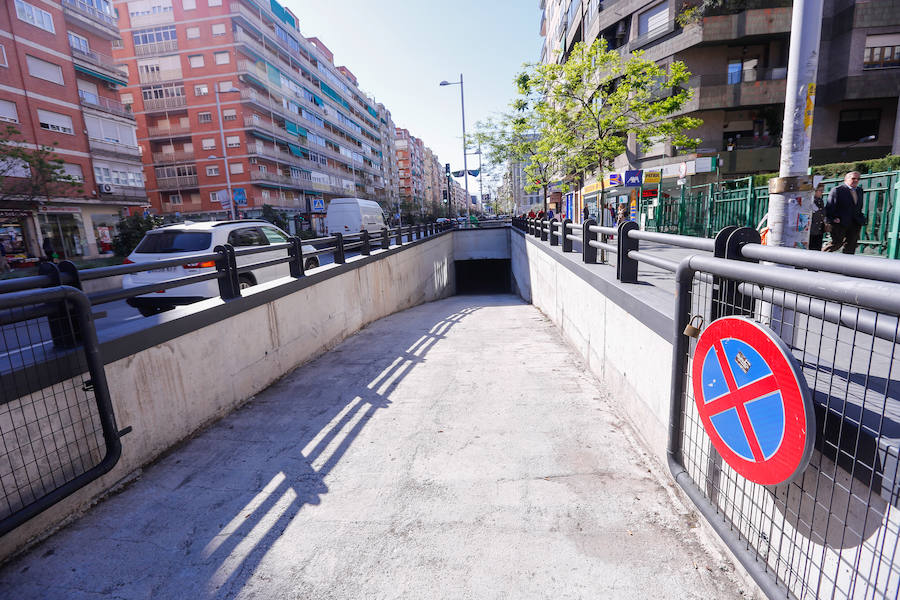 En esta galería de imágenes puedes descubrir cómo es el túnel del metro que hay en Camino de Ronda y que pocos conocen