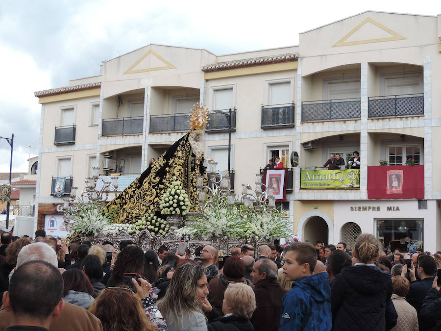 En la procesión figuraban representaciones de más de una decena de hermandades de la provincia y, durante todo el recorrido no dejaron de producirse momentos de emoción entre los devotos