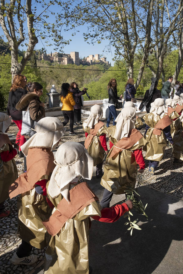 La cita cofrade infantil de este barrio fue muy participativa