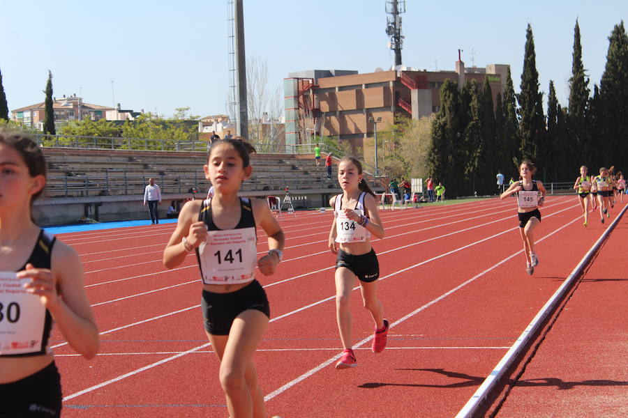 El Núñez Blanca recupera la competición para su renovada pista con la ilusión de los más pequeños y el oficio de sus figuras de élite
