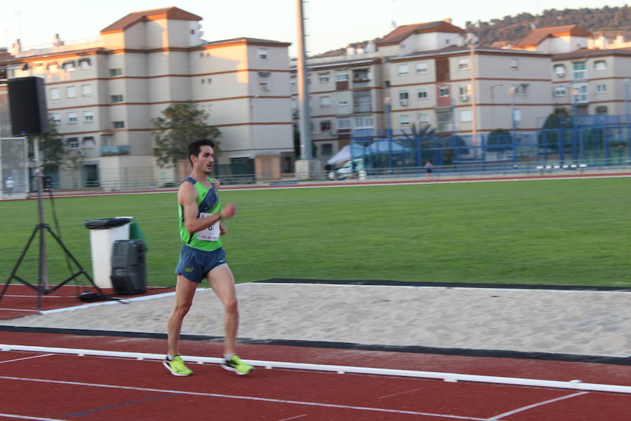 El Núñez Blanca recupera la competición para su renovada pista con la ilusión de los más pequeños y el oficio de sus figuras de élite