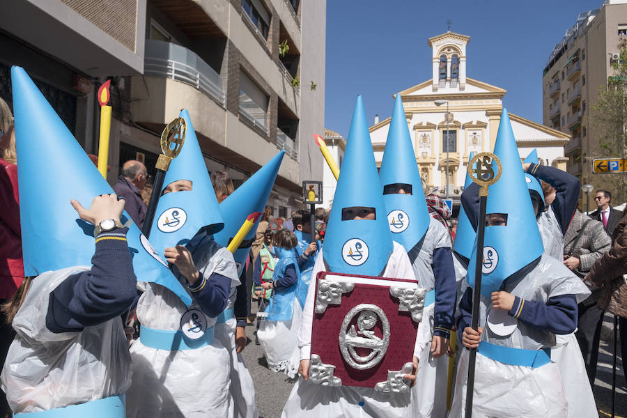 En esta ocasión «hemos estado preparando nosotros todo esto», como decía una chica que iba con su mantilla puesta.