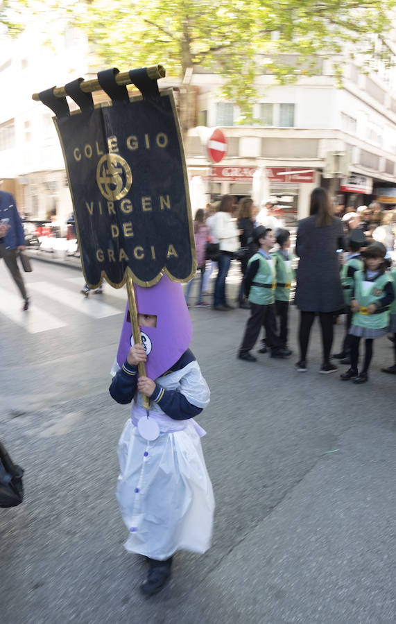 En esta ocasión «hemos estado preparando nosotros todo esto», como decía una chica que iba con su mantilla puesta.