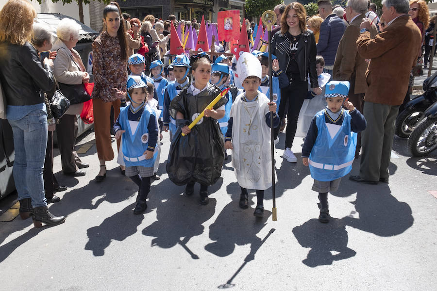 En esta ocasión «hemos estado preparando nosotros todo esto», como decía una chica que iba con su mantilla puesta.