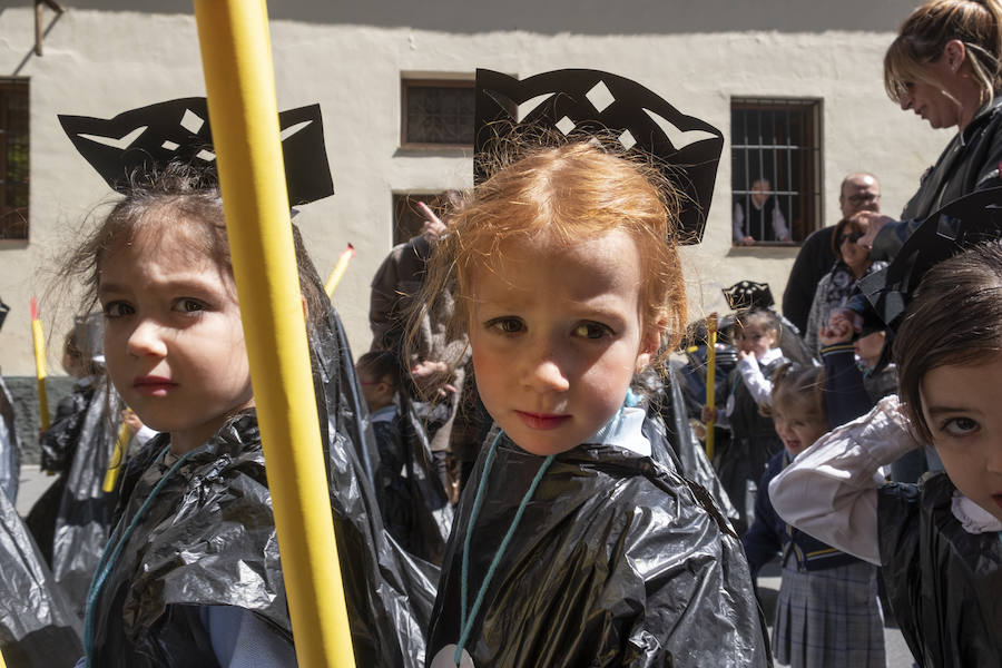En esta ocasión «hemos estado preparando nosotros todo esto», como decía una chica que iba con su mantilla puesta.