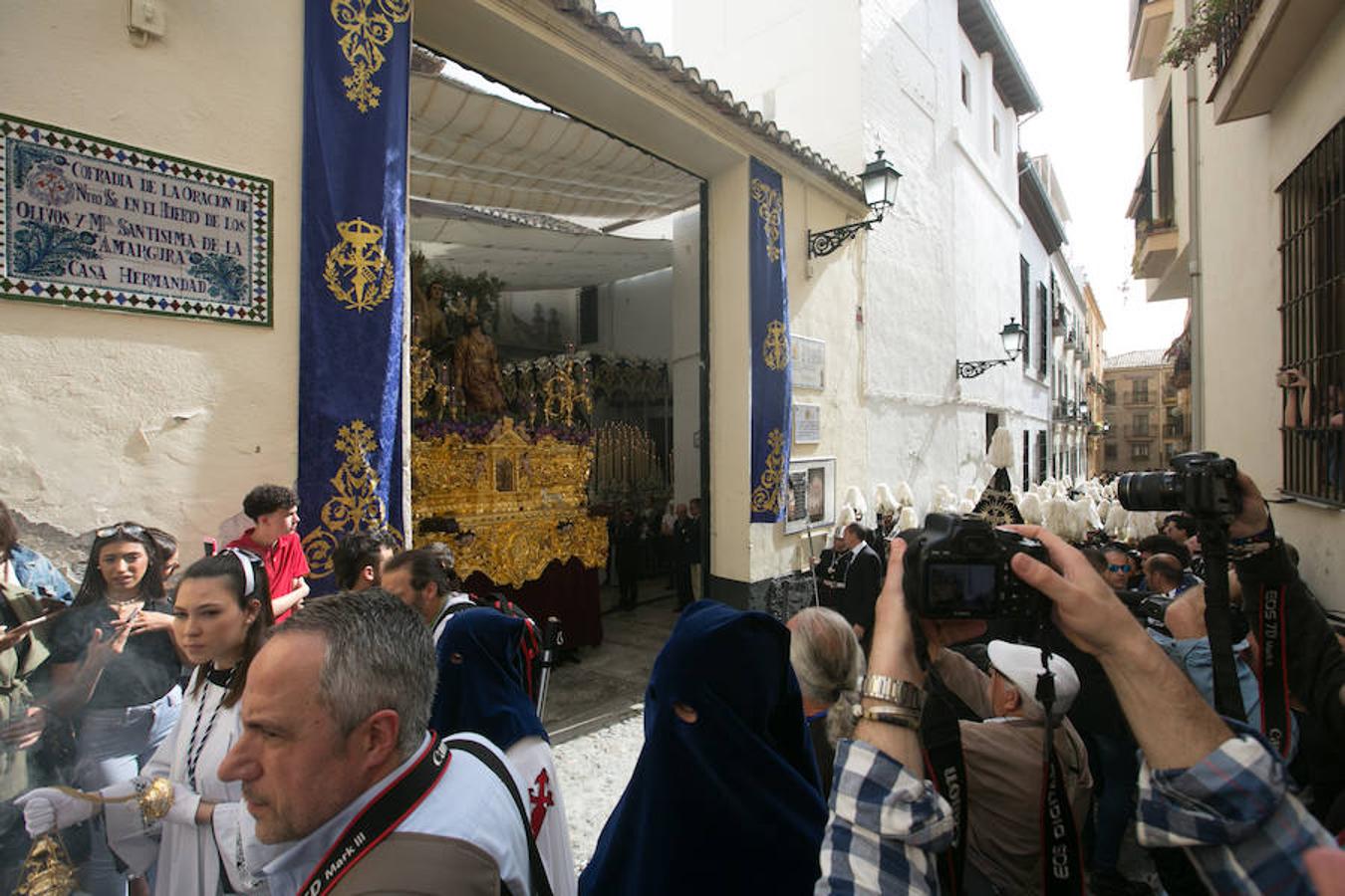 Una de las cofradías más señeras del barrio ha procesionado hoy 