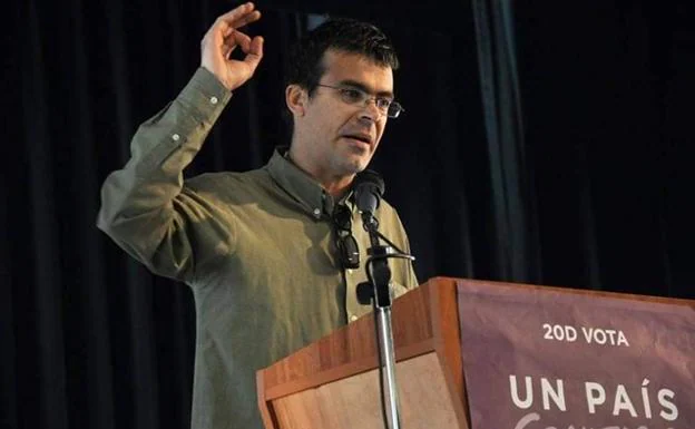El filósofo Pedro Antonio Honrubia será el candidato número uno por Granada en las elecciones generales del 28 de abril. 
