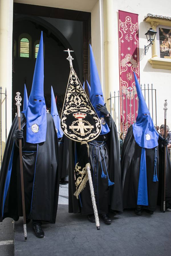 El Cristo del Trabajo y Nuestra Señora de la Luz ha inaugurado el Lunes Santo