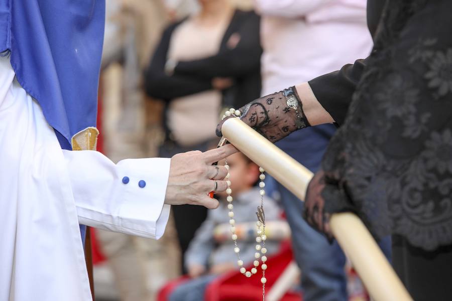 Gran sabor cofrade en el callejeo por las estrechas calles de su barrio, y lucido recorrido por las calles de San Ildefonso y carrera oficial