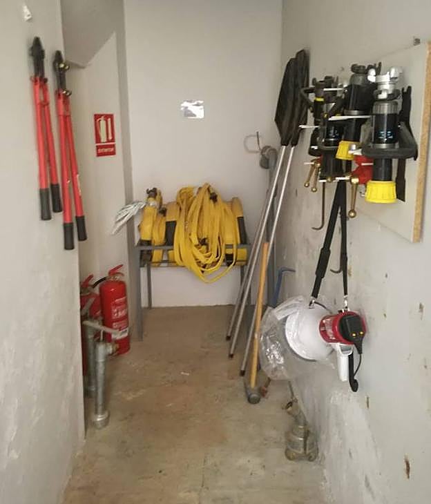 Interior de uno de los cuartos antincendios que hay distribuidos por la Alhambra.