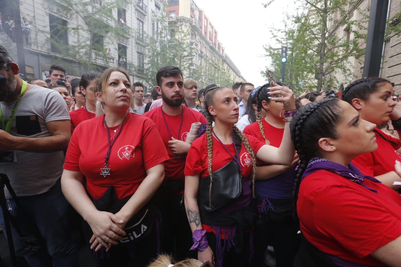 La Hermandad de Los Gitanos sale del Sagrado Corazón pero se tiene que quedr en la Catedral por la lluvia