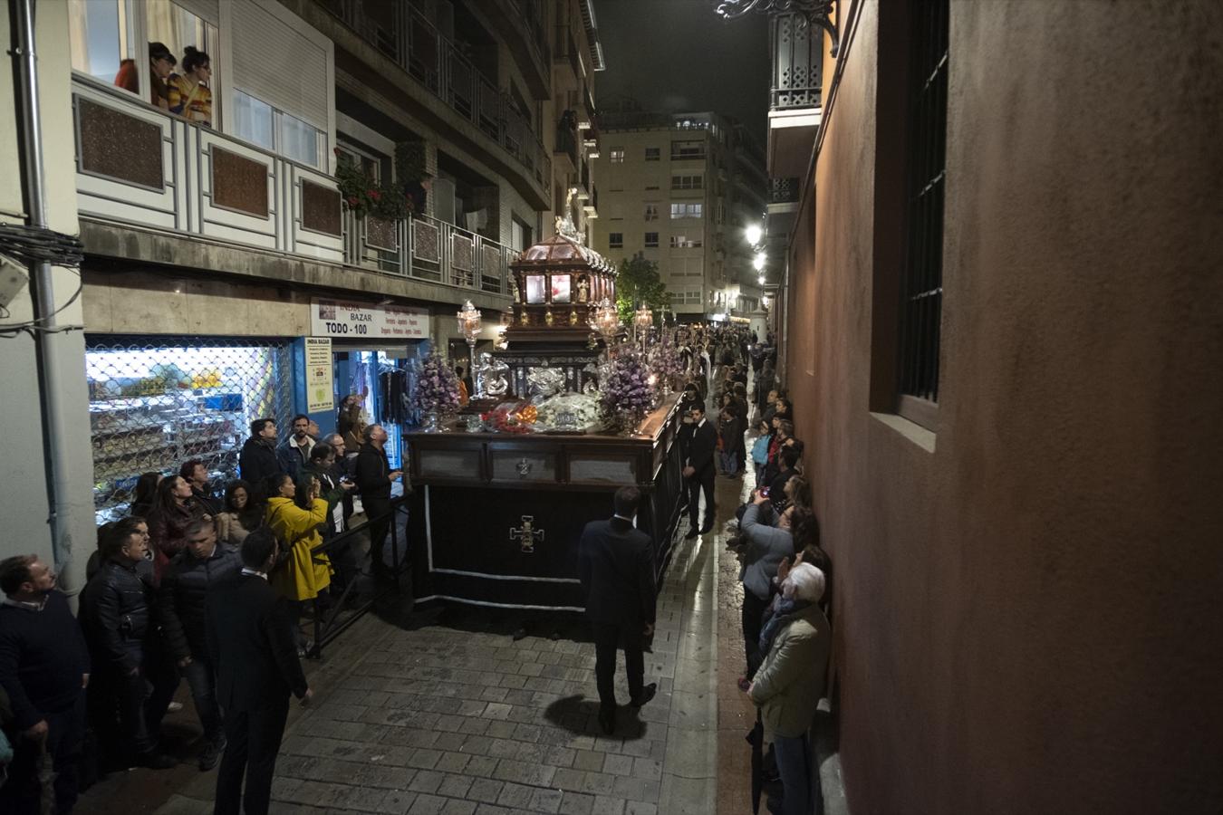 Fotos: El Santo Entierro cierra un Viernes Santo redondo