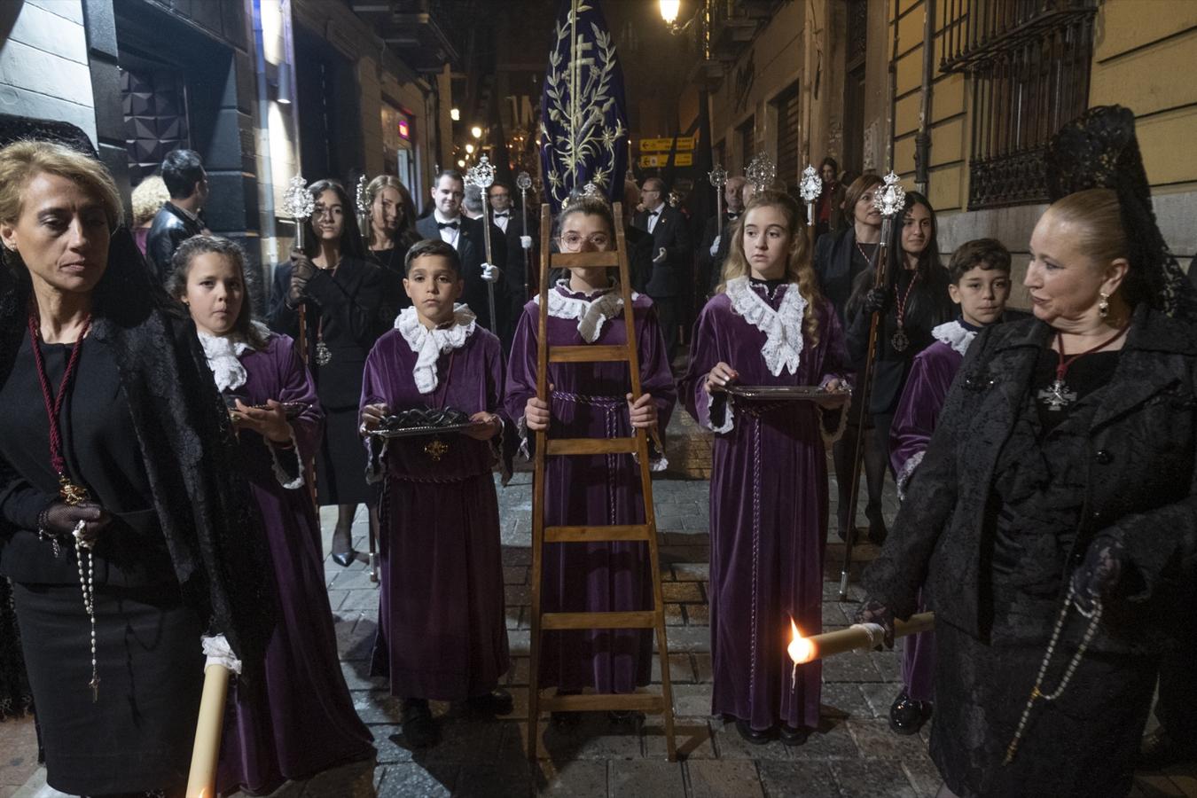 Fotos: El Santo Entierro cierra un Viernes Santo redondo