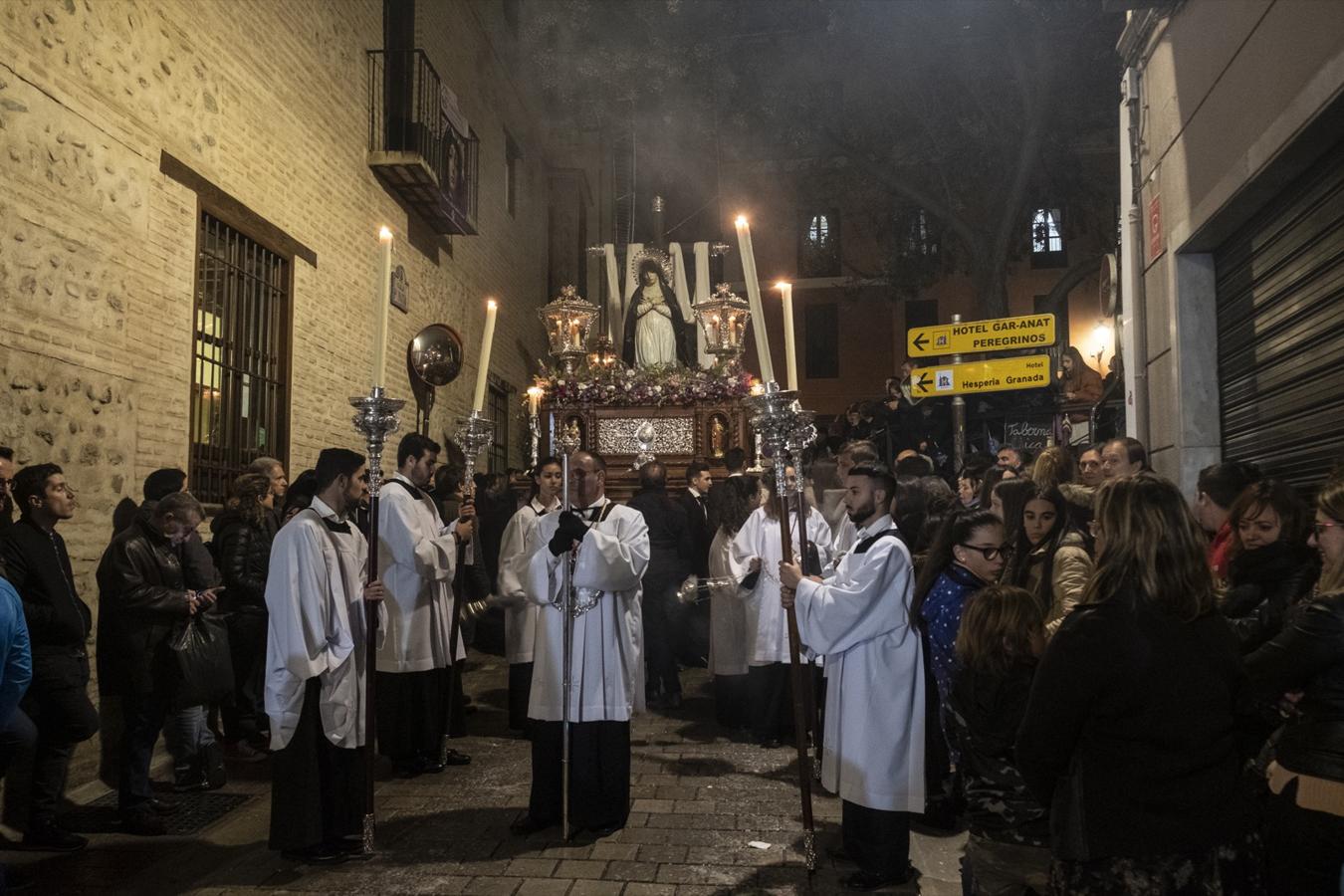 Fotos: El Santo Entierro cierra un Viernes Santo redondo