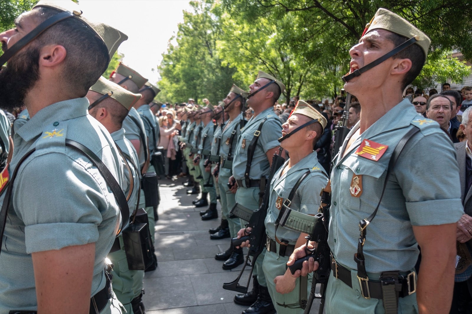 Los legionarios estarán esta tarde tras la cruz de guía de la cofradía de los Ferroviarios